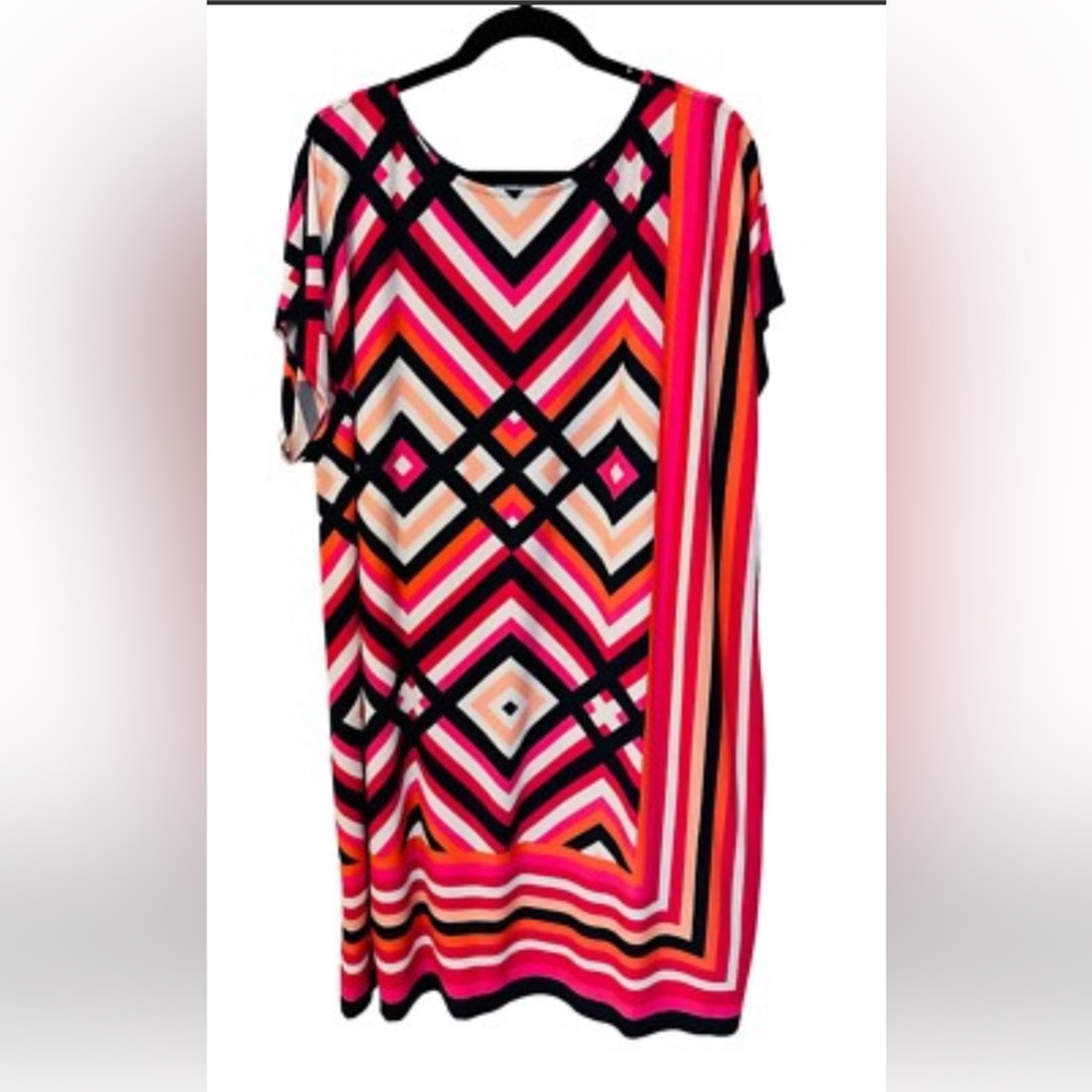 Studio One Graphic Tunic Dress